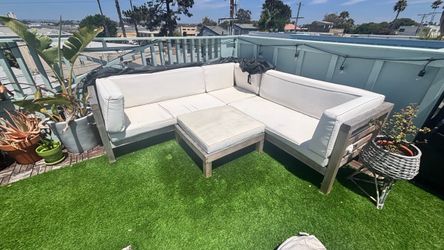 Outdoor sectional/couch