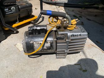 Vacuum  pump