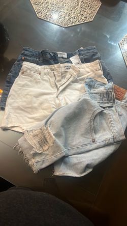 Lot of 3 Jean Shorts – Denizen size 26, 27 and 28