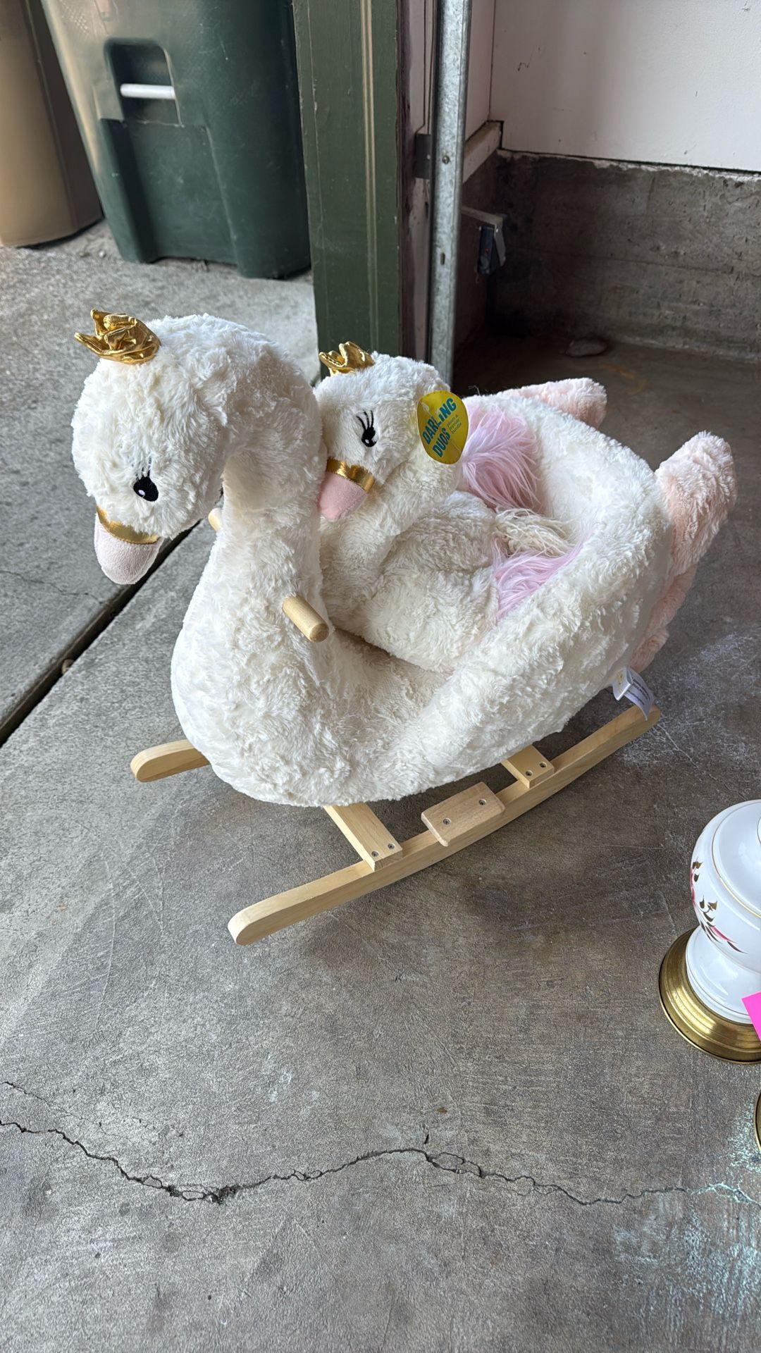 Little Girls Rocking Chair Swan 