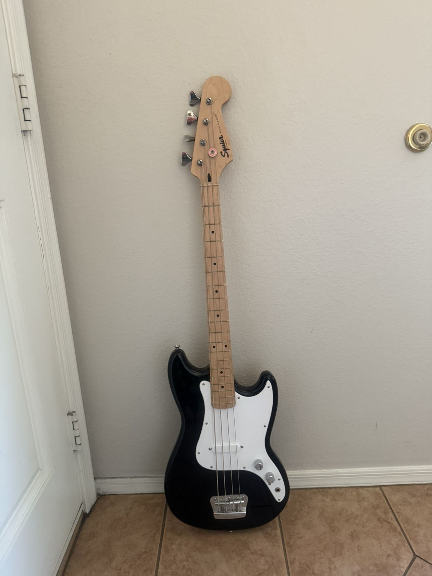 Fender Squier - Bronco Bass
