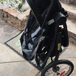 Stroller 
