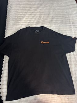 Carrot Graphic tee size XXL mens