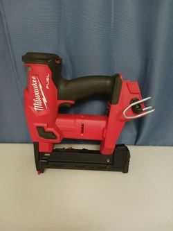 Milwaukee fuel 18 volt 18 gauge narrow Crown stapler. New