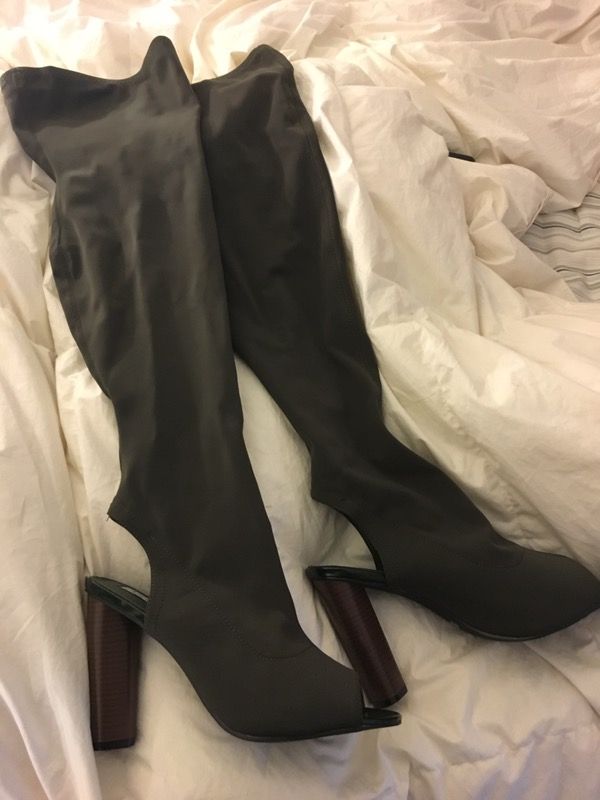 Olive & Blk Stretchy thigh high boots size 10