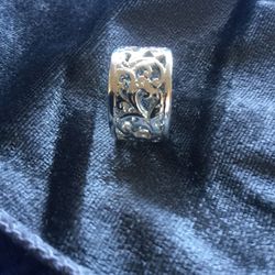 Fine fashion jewelry 💎🦋💎 Ring size #5 💍Come visit for more jewelry