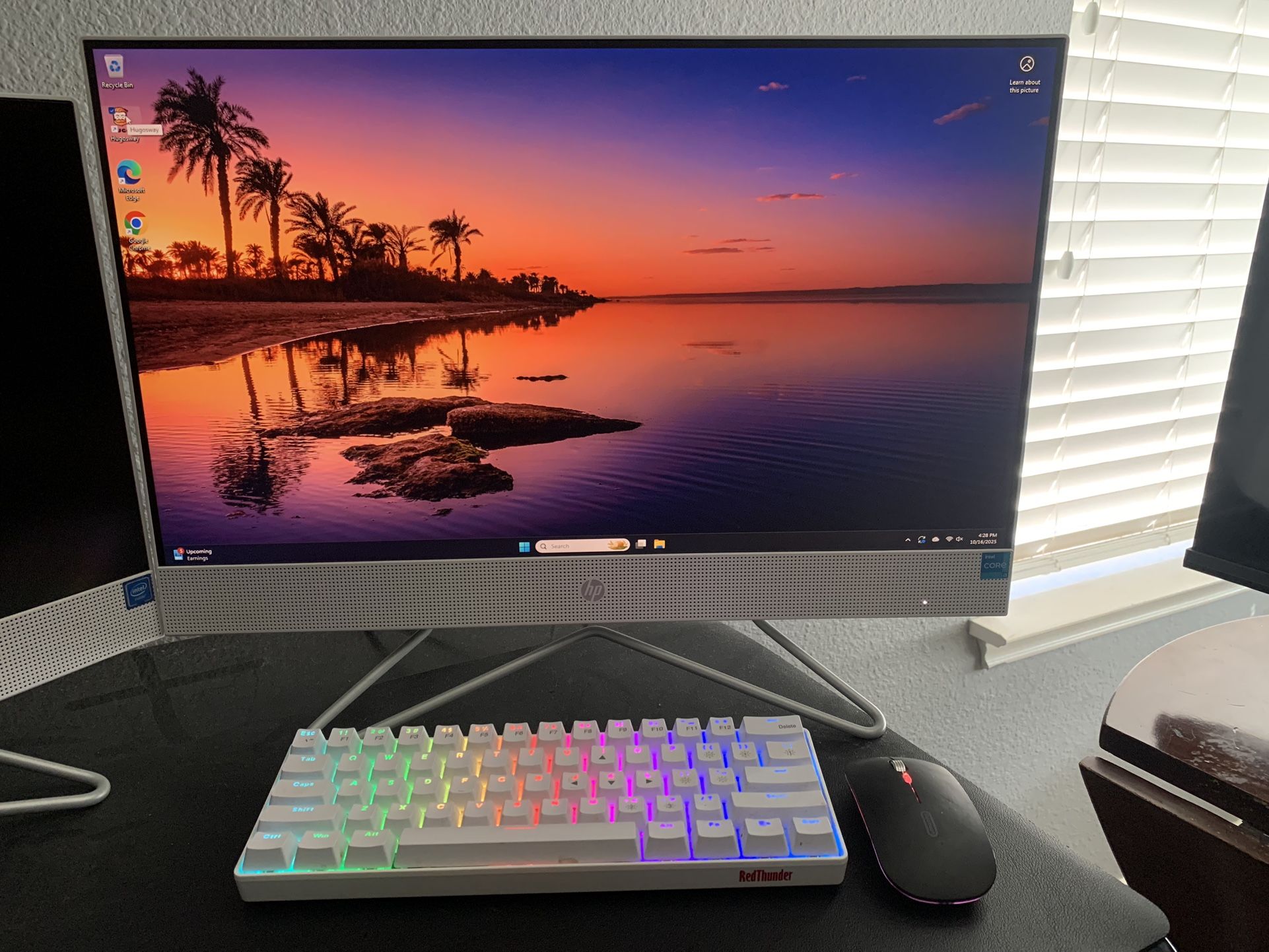 21.5 Inch HP All In One Monitor TOUCHSCREEN