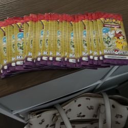 Pokémon Packs 2023 Match Battle