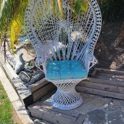 Vintage Peacock Wicker Throne