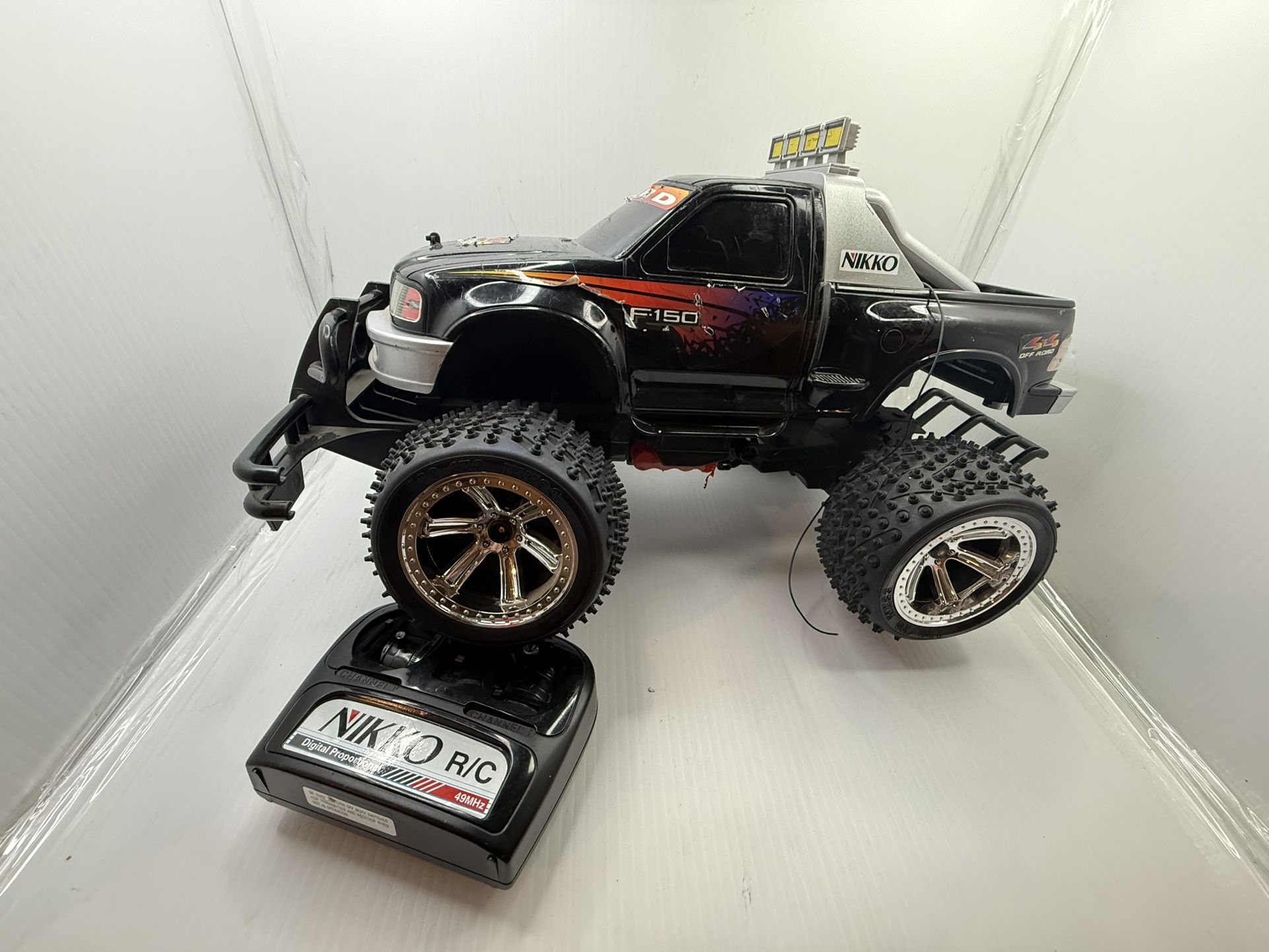 Ford F-150 4x4 Off-Road Radio Controlled Dune Buggy 1985 Nikko 20" Long Car