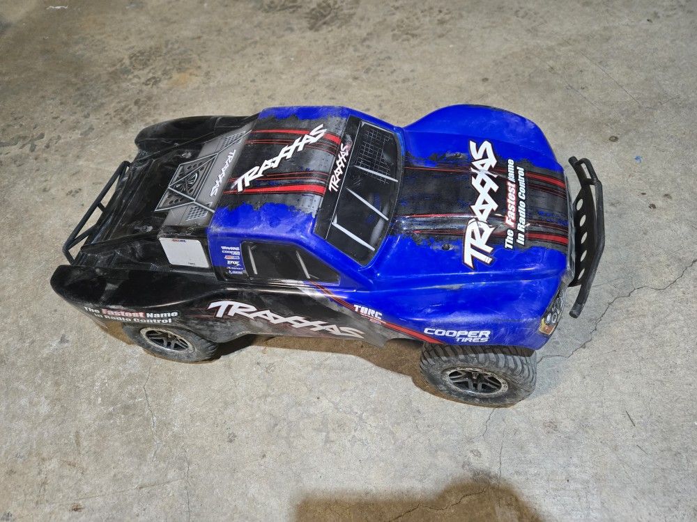 TRAXXAS SLASH - VXL BRUSHLESS - 3S CAPABLE