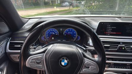 2018 BMW 750i / B7