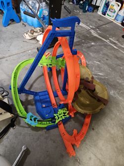 Hot Wheels track