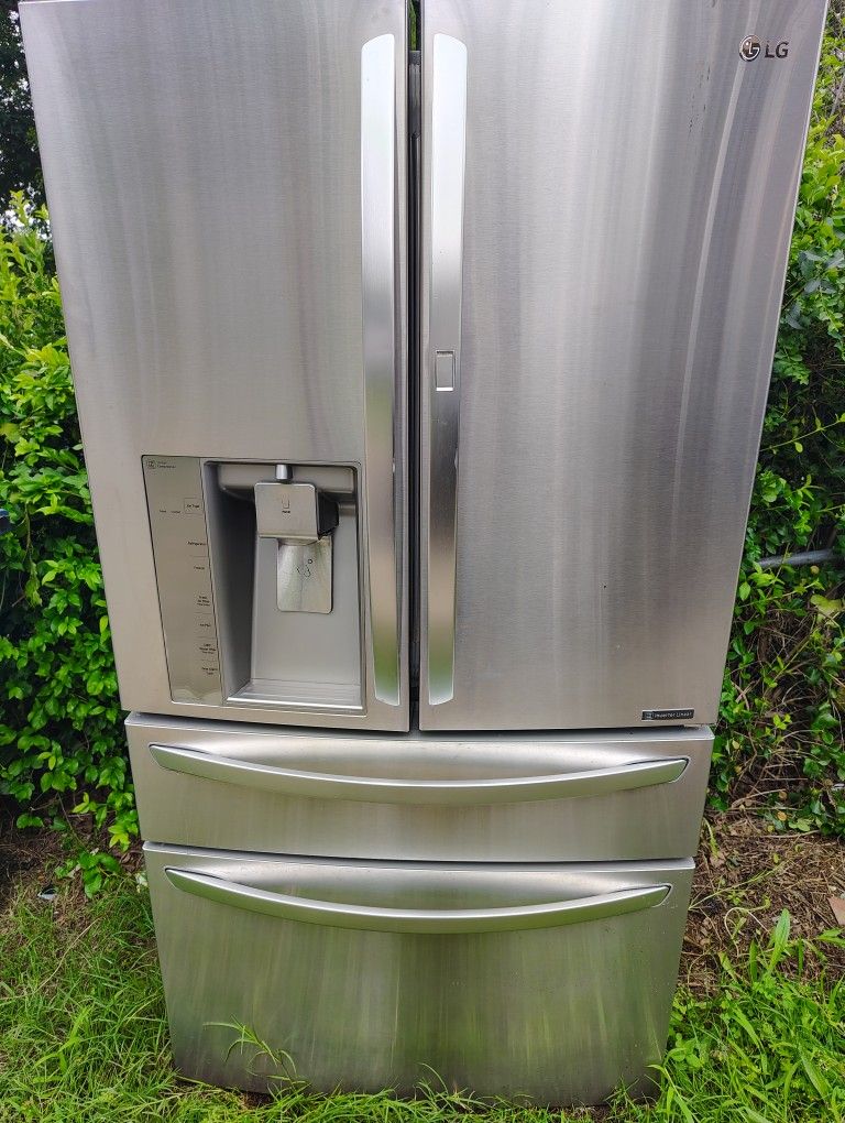 LG Stainless Steal Refrigerator