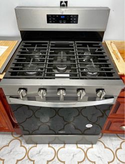 Whirlpool Air Cooking Technology 30-in 5 burners