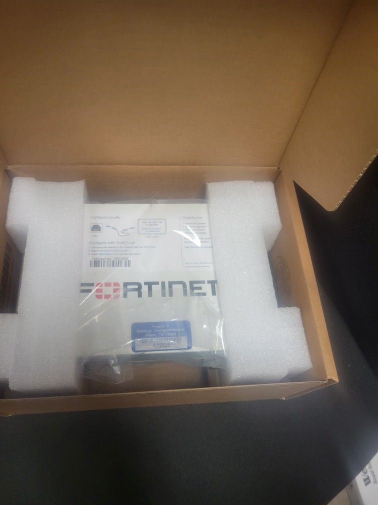 FG-60F-BDL-950-60The FortiGate/FortiWiFi 60F series