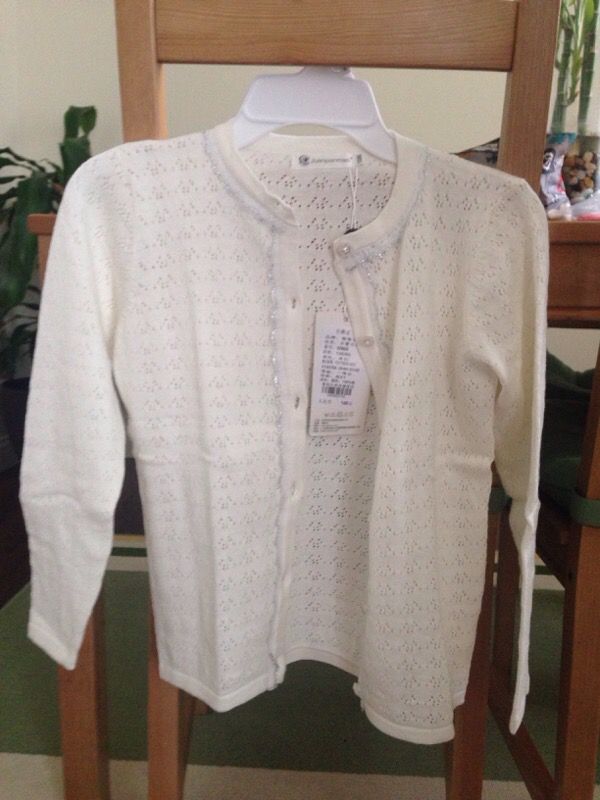 Cardigan White Color size for 6yrs old..
