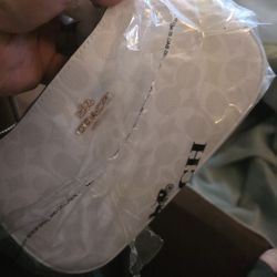 UnUsed Elegant White Handbag 