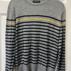 Banana Republic Long Sleeve T Shirt 