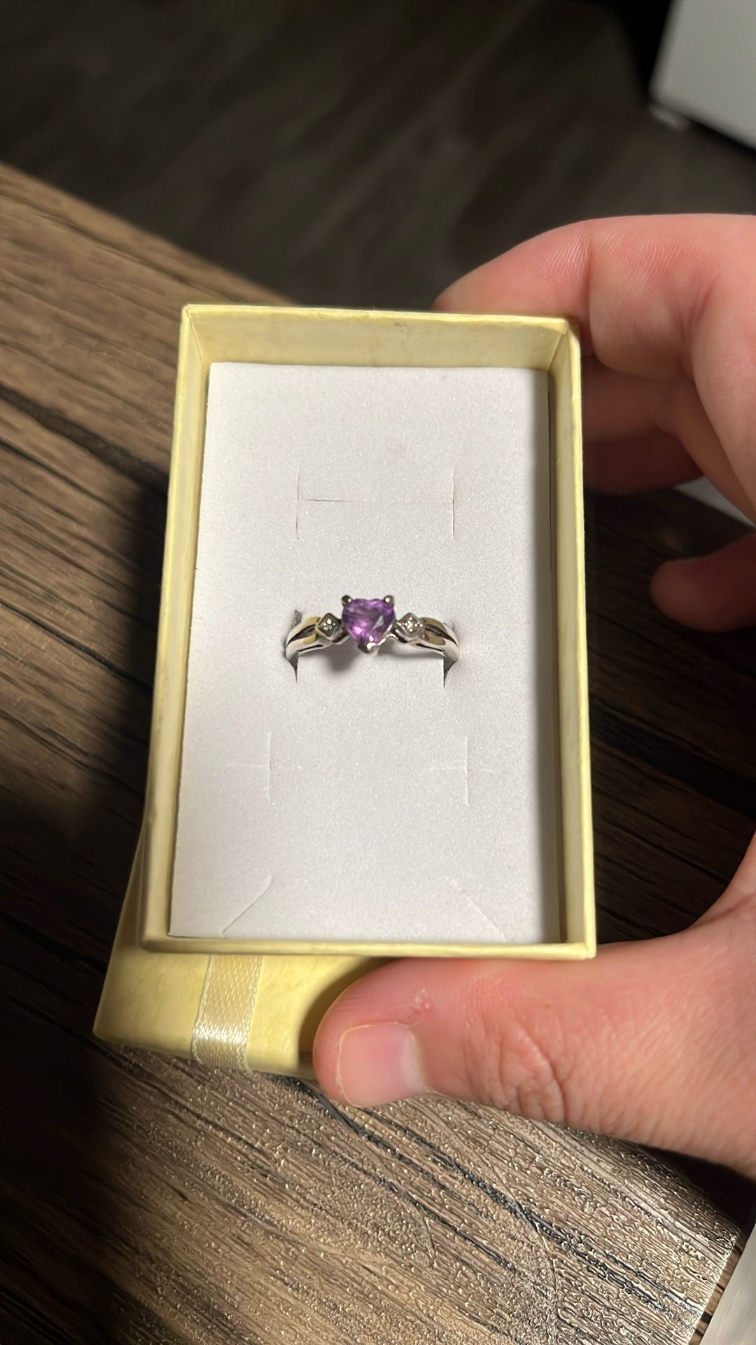 Sterling Amethyst Ring w 2 Diamond Chips