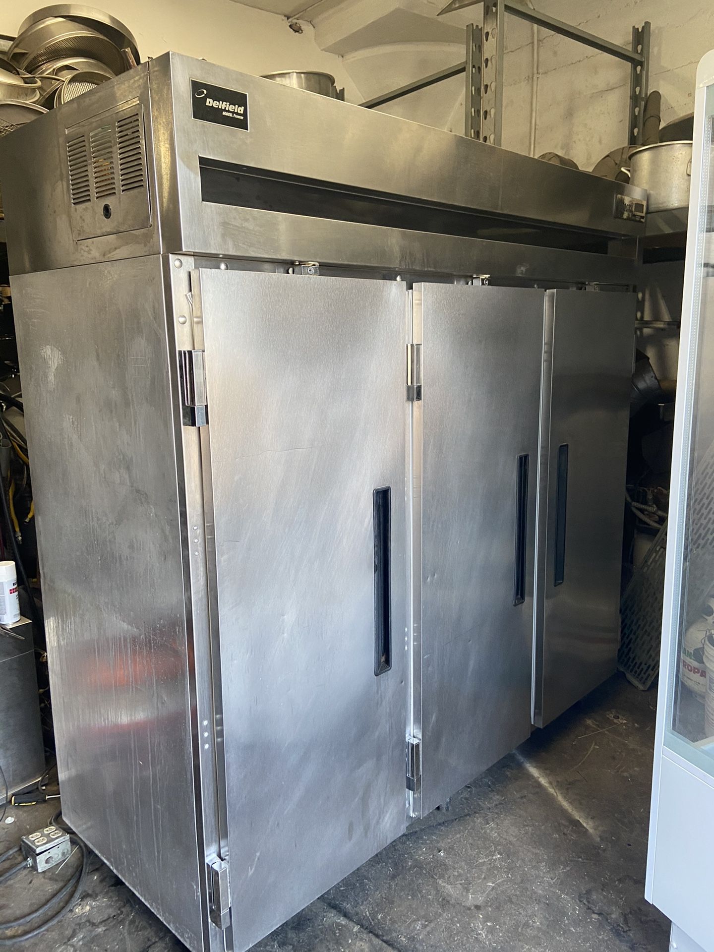 Used Delfield 3-door commercial reach-in freezer for Sale in Los ...