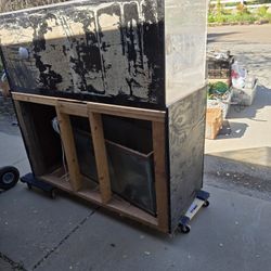 150 Gallon Aquarium/Fish Tank