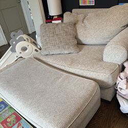 2 piece couch w/ottoman