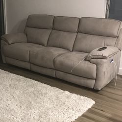 Reclining Couch 