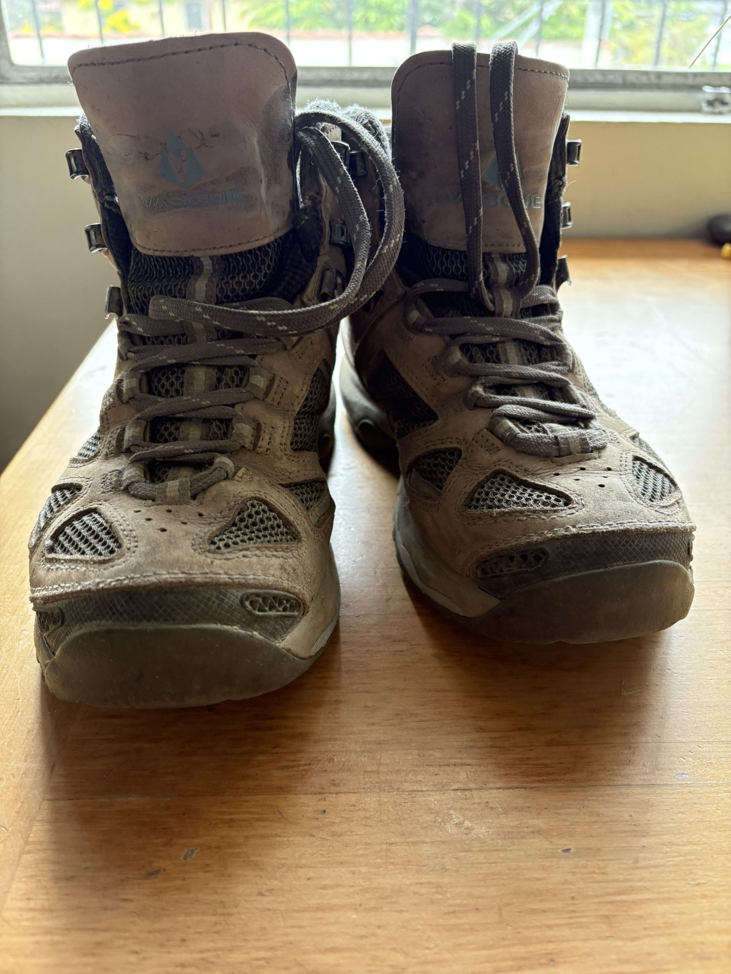 Vesque Hiking Boots
