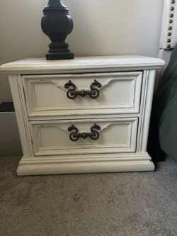 Night stands x2