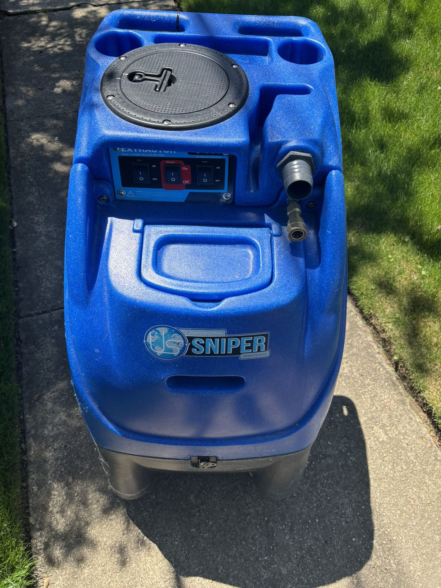 Carpet Cleaning extractor