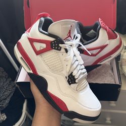 Jordan 4