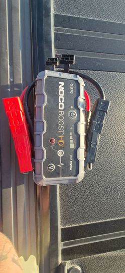 Noco 2000A jump starter