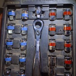 Pittsburgh 21-Piece 3/8" Drive SAE & Metric Go-Thru Socket Set