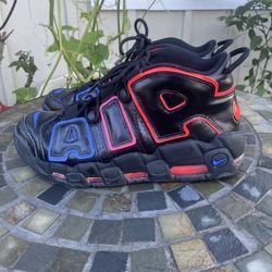NIKE AIR SIZE 9.5