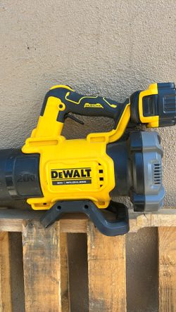 Dewalt blower