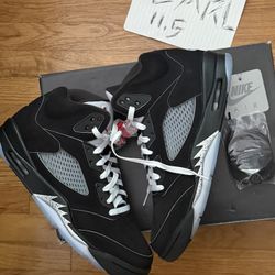Jordan 5 Metallic Size 11.5 