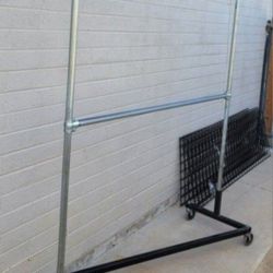 Clothing Rack - Heavy-duty 