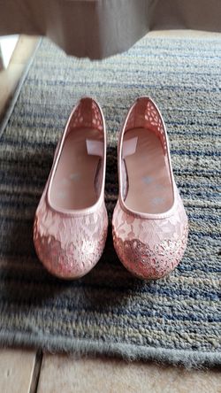 Girls rose gold flats