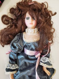 Porcelain doll vintage