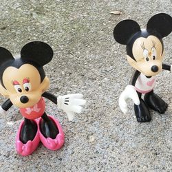 2 DISNEY MINNIE MOUSE RUBBER FIGURINES 6 INCHES  IN HEIGHT  PICK UP ONLY 