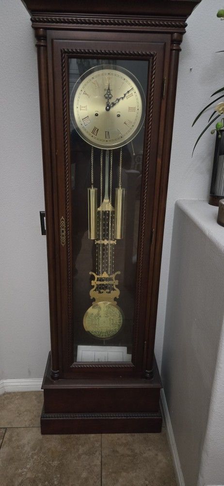 Galleria Grandfather Clock 