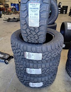 Vendo Un Set De Llantas Nuevas 275/60R20 Marca Arisun