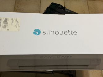 Silhouette cameo plus
