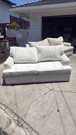 Double couch pull out