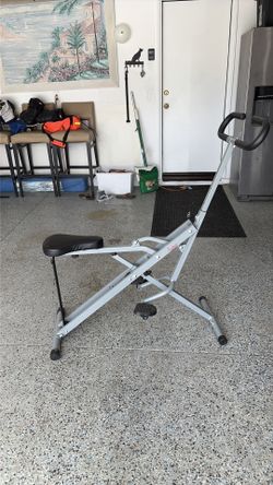 Exercise gym equipment bike pull machine