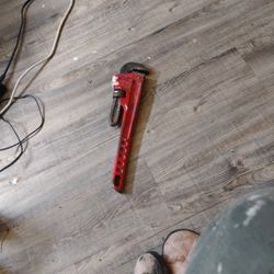 Milwaukee 14in Pipe Wrench