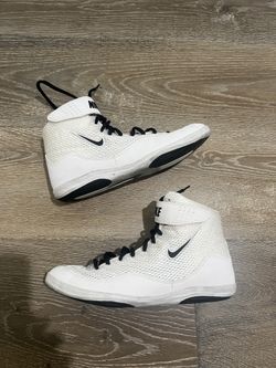 (Pre-owned) Nike inflicts 3 white black ⚪️⚫️🤼