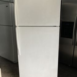 Whirlpool Refrigerator 28W68H Everything Works Good 1 Month Warranty delivery Available 