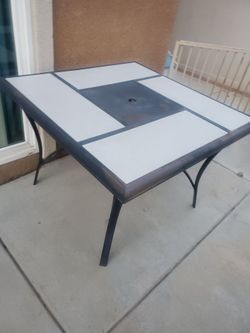 Metal patio table